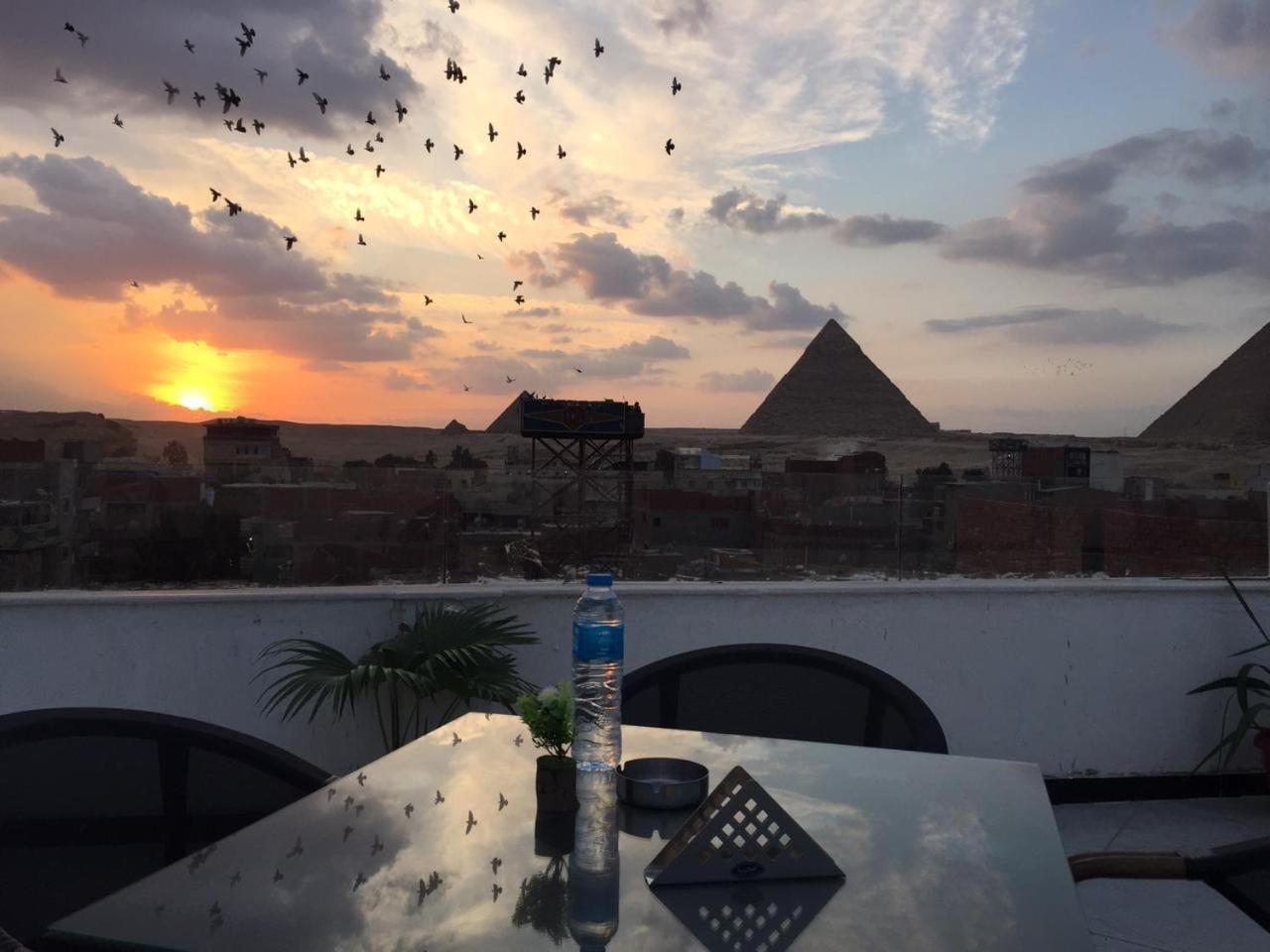 Готель Eagles Pyramids View Kafrat al Jabal Екстер'єр фото